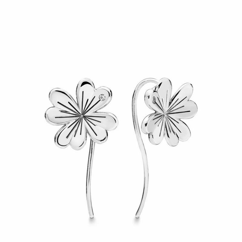 Pandora Lucky Four-Leaf Clover Earrings NZ, Sterling Silver (391640-KCM)